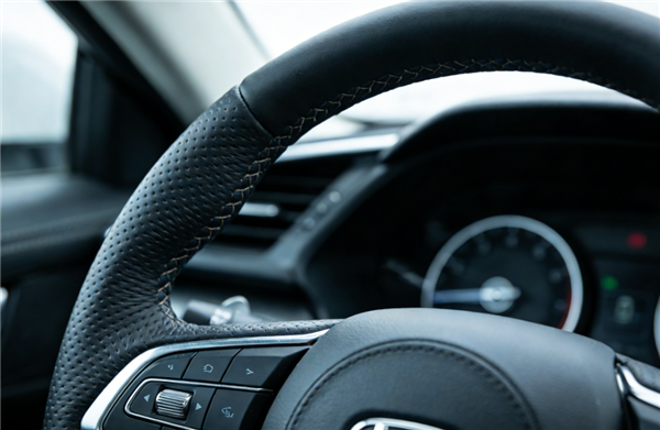 车主投保因违章多保费上调,质疑隐私遭泄露咋回事?