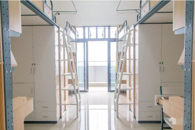 大学宿舍满意度排名揭晓!深大等校宿舍环境大揭秘,你期待哪种?