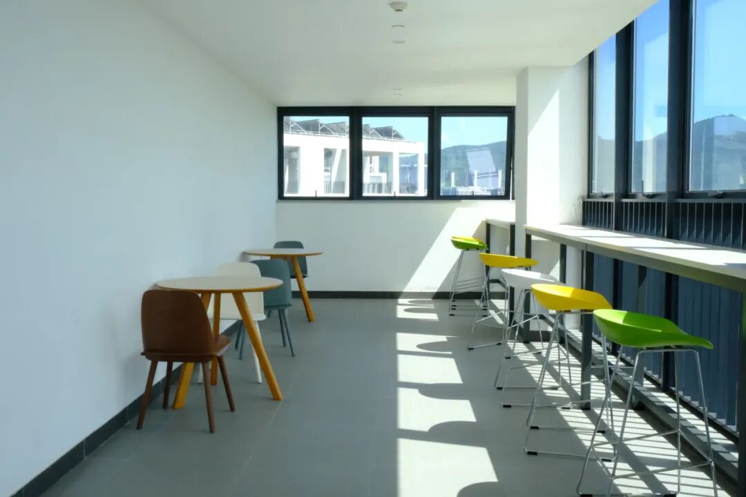 大学宿舍满意度排名揭晓!深大等校宿舍环境大揭秘,你期待哪种?