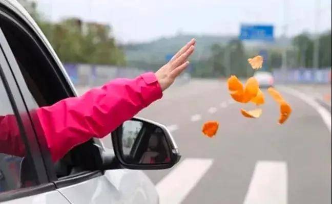 违章停车和占用非机动车道扣分调整,车主速看