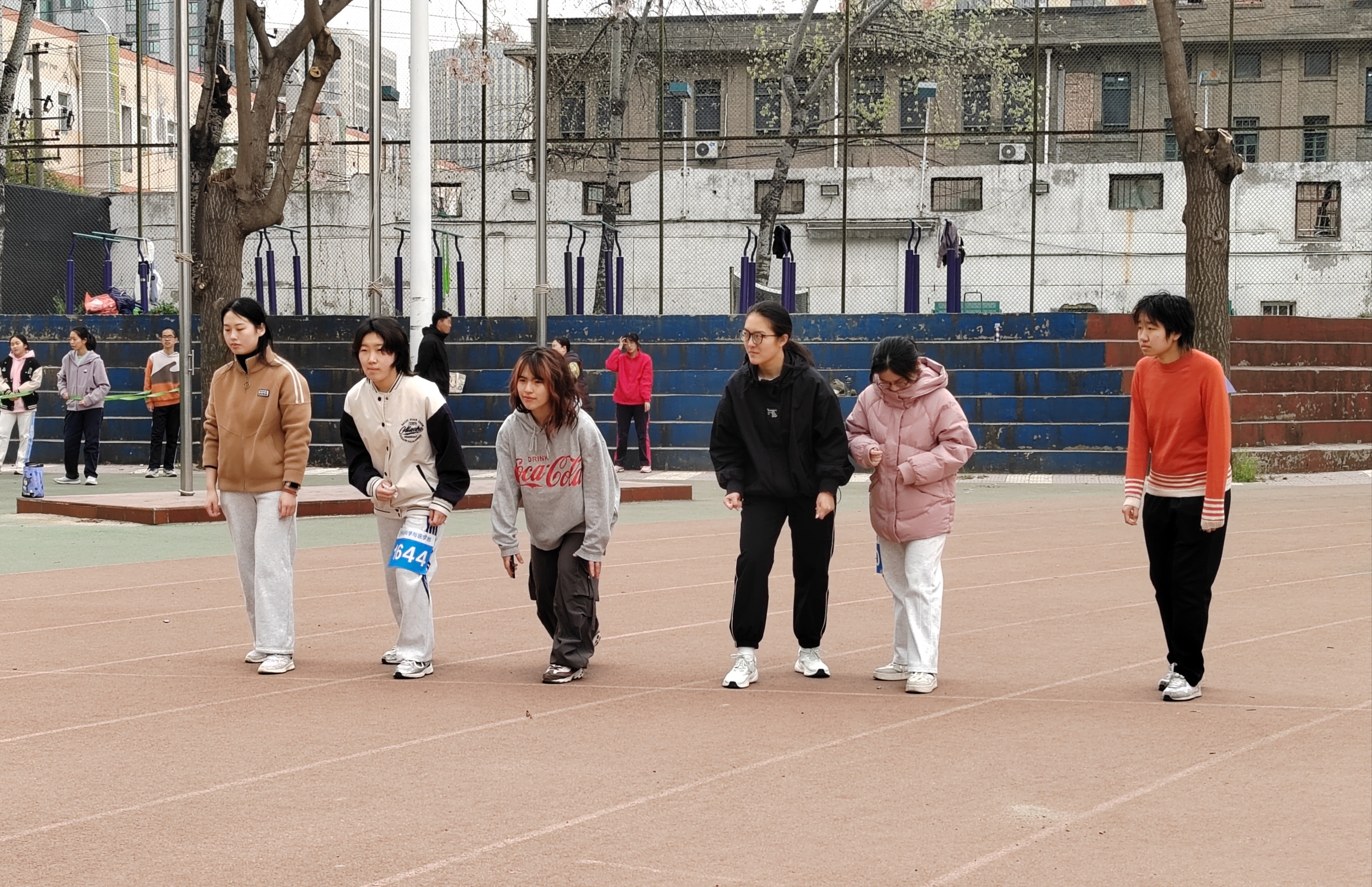 学院2025年春季运动会精彩瞬间,速度与激情的青春盛宴