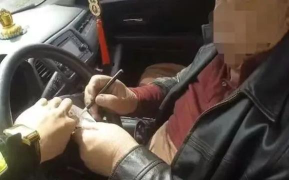 全省交警严查双违等违法案例公布,提示驾驶人和群众知险避险